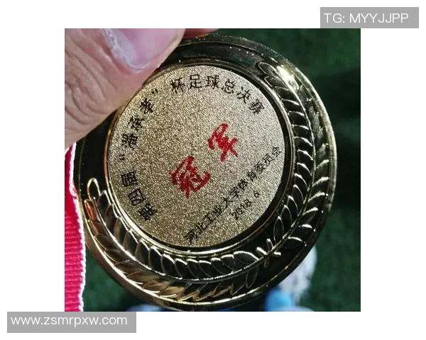 央视致敬足球明星的信函展现了中国足球的希望与梦想