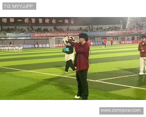 足球明星齐聚一堂为中国足球助威助力展现团结精神 足球明星齐聚一堂为中国足球助威助力展现团结精神