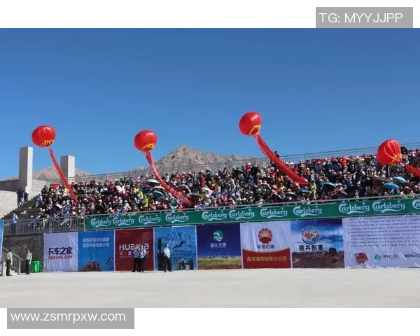 足球明星摩托在上海激情四溢引发球迷热潮与城市狂欢盛宴